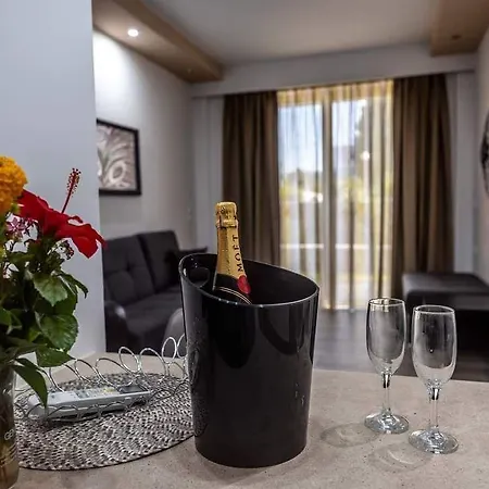 Sunshine Отель 2*