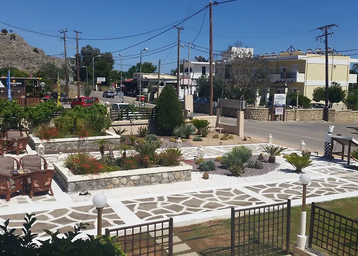 Sunshine فندق 2*