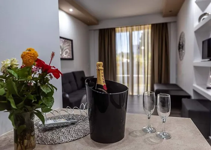 Sunshine فندق 2*